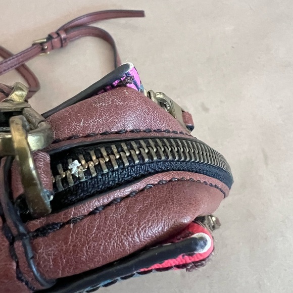 Fossil Coated Canvas Leather Trim  Chevron Campbell Triple Zip Crossbody Bag - Picture 4 of 16